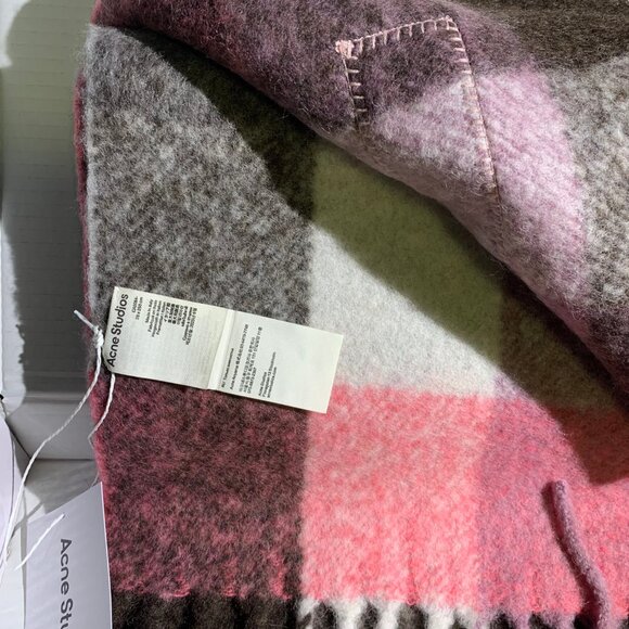 Acne Studios Mohair-Blend Check Scarf - Picture 6 of 7